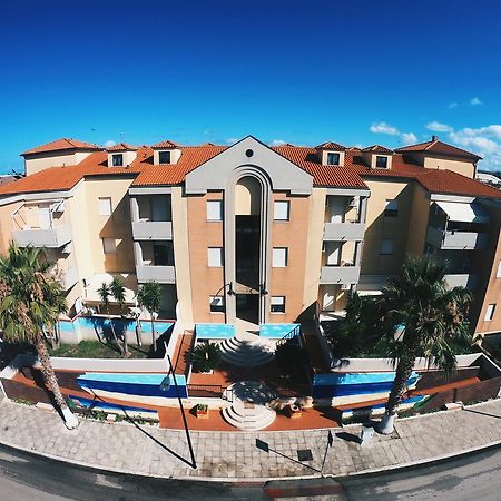 Aloha Park Hotel Campomarino  Exterior foto